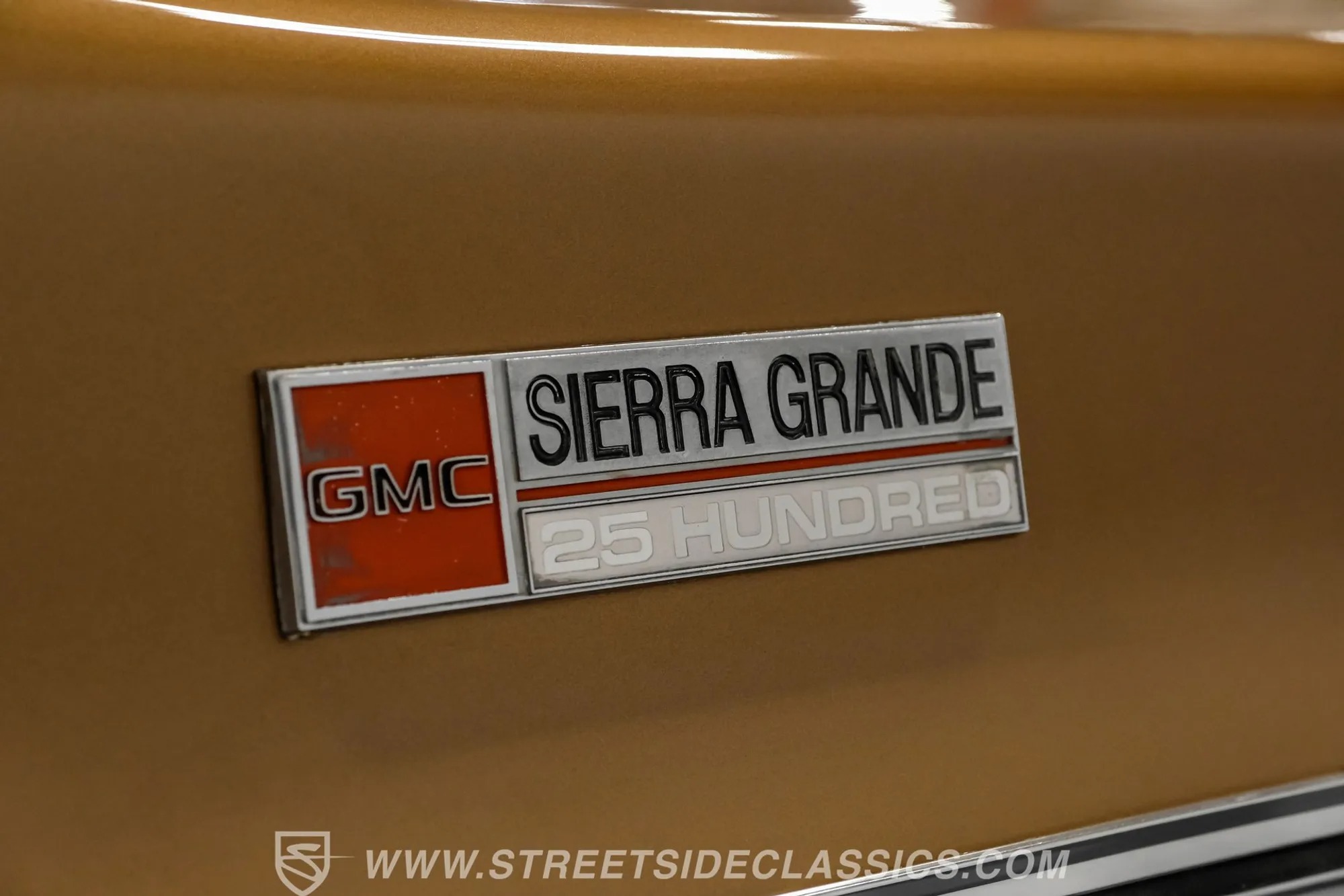 1974 GMC C2500 Sierra Grande