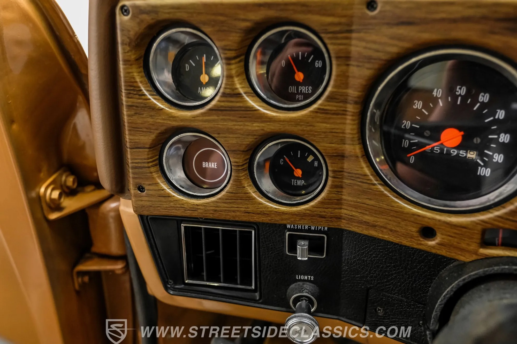 1974 GMC C2500 Sierra Grande