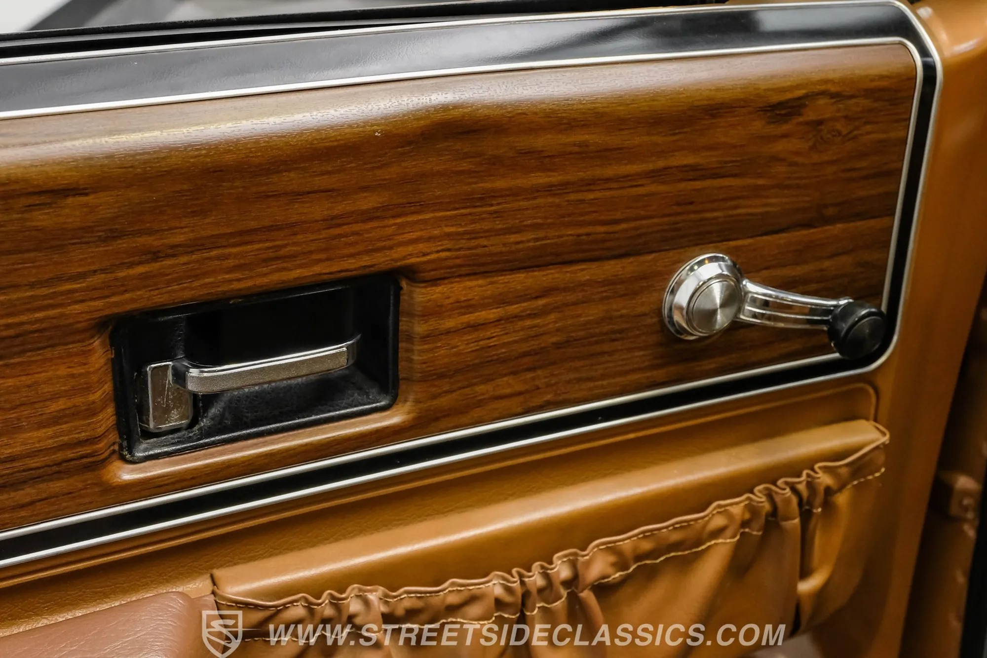 1974 GMC C2500 Sierra Grande