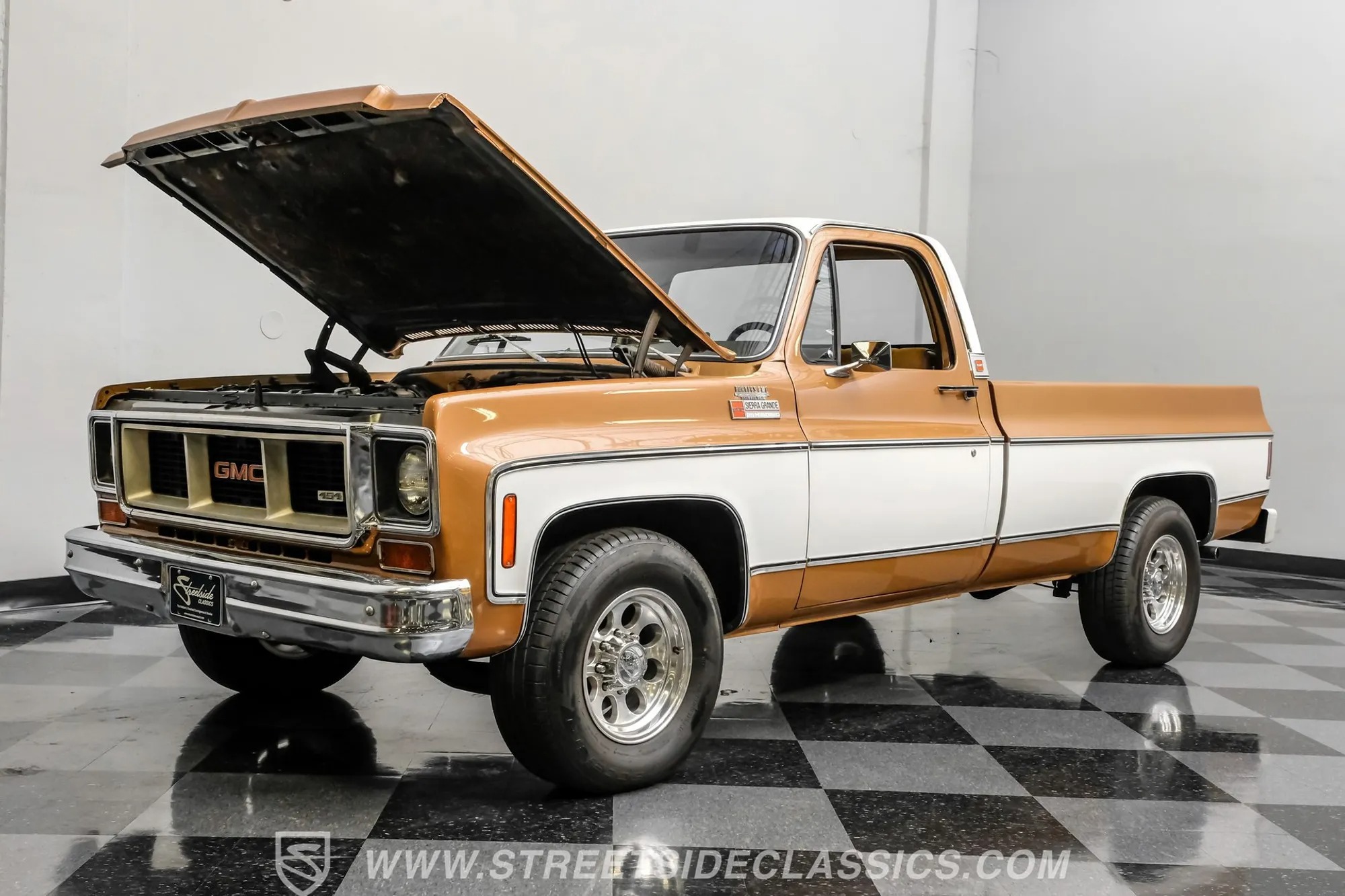 1974 GMC C2500 Sierra Grande
