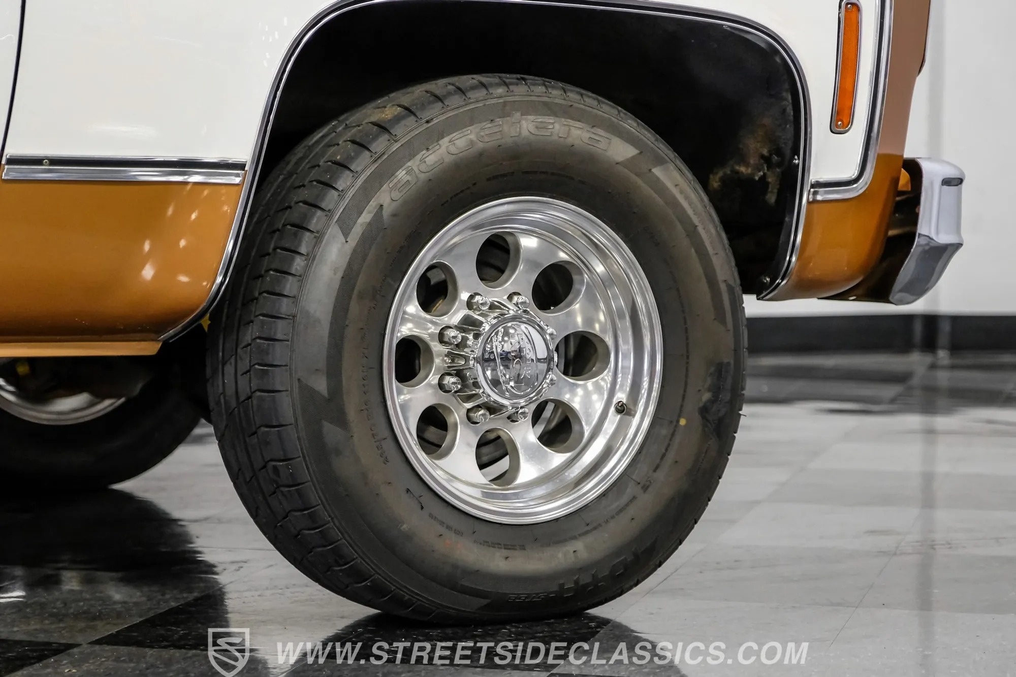 1974 GMC C2500 Sierra Grande
