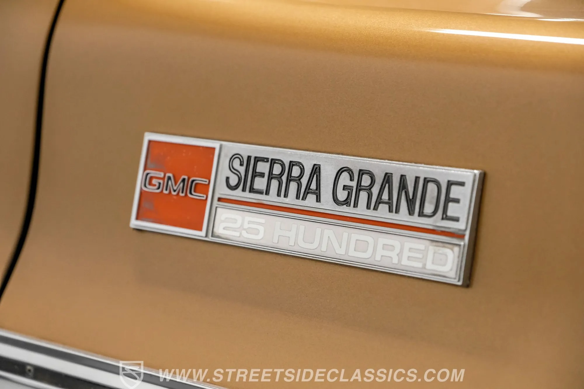 1974 GMC C2500 Sierra Grande