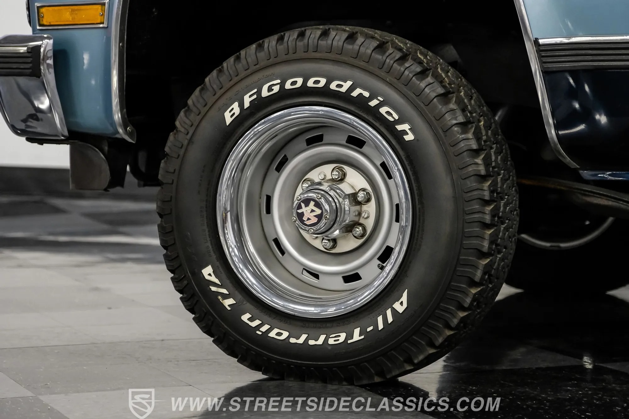 1990 GMC Suburban SLE