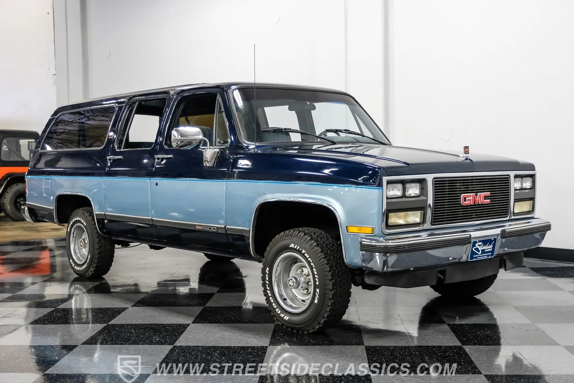 1990 GMC Suburban SLE