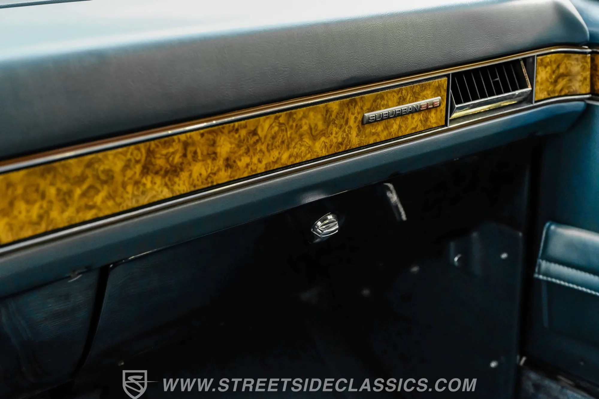 1990 GMC Suburban SLE