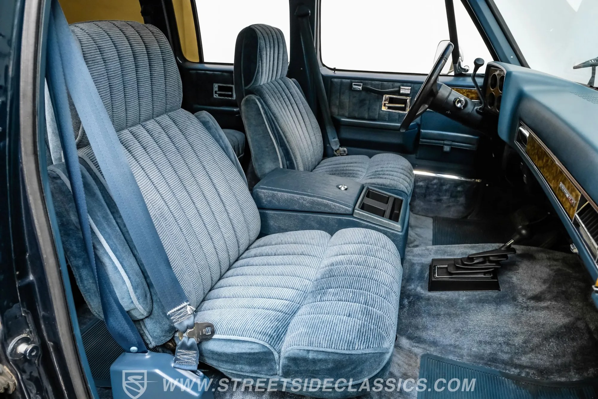 1990 GMC Suburban SLE