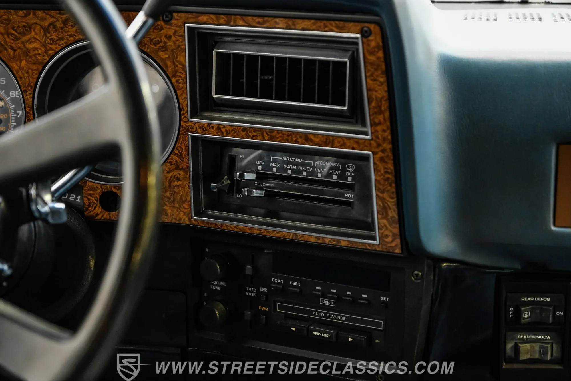 1990 GMC Suburban SLE