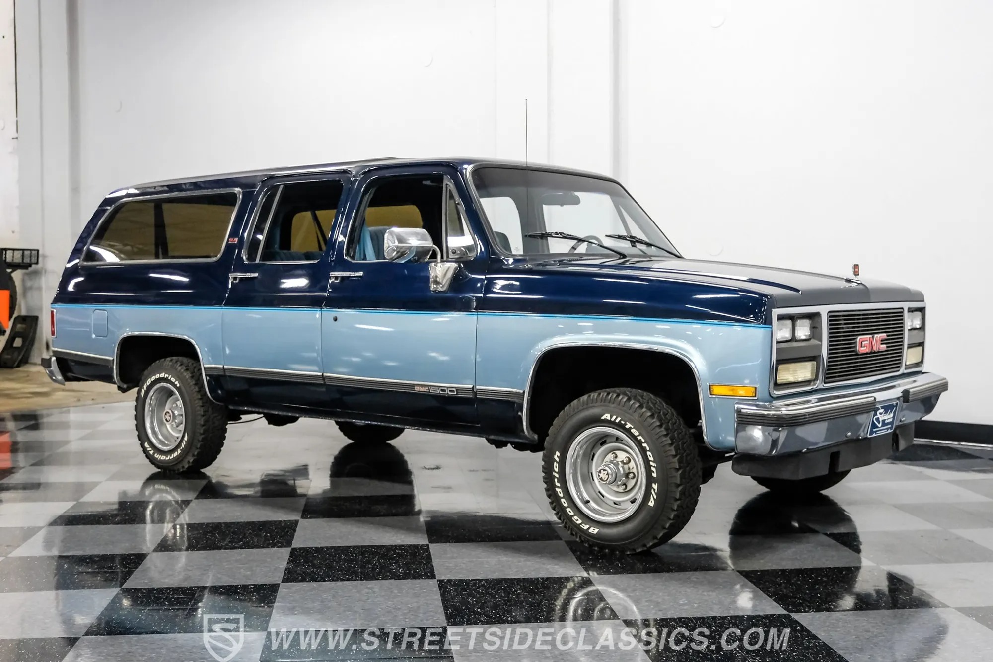 1990 GMC Suburban SLE