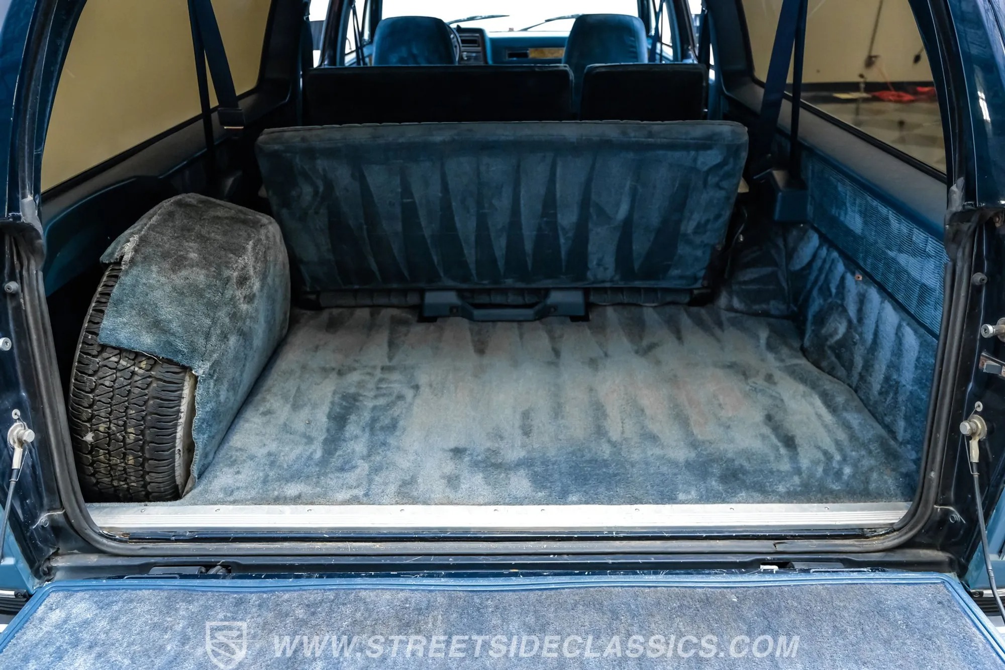 1990 GMC Suburban SLE