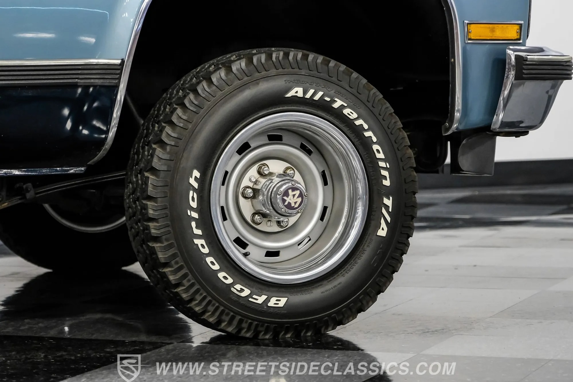 1990 GMC Suburban SLE