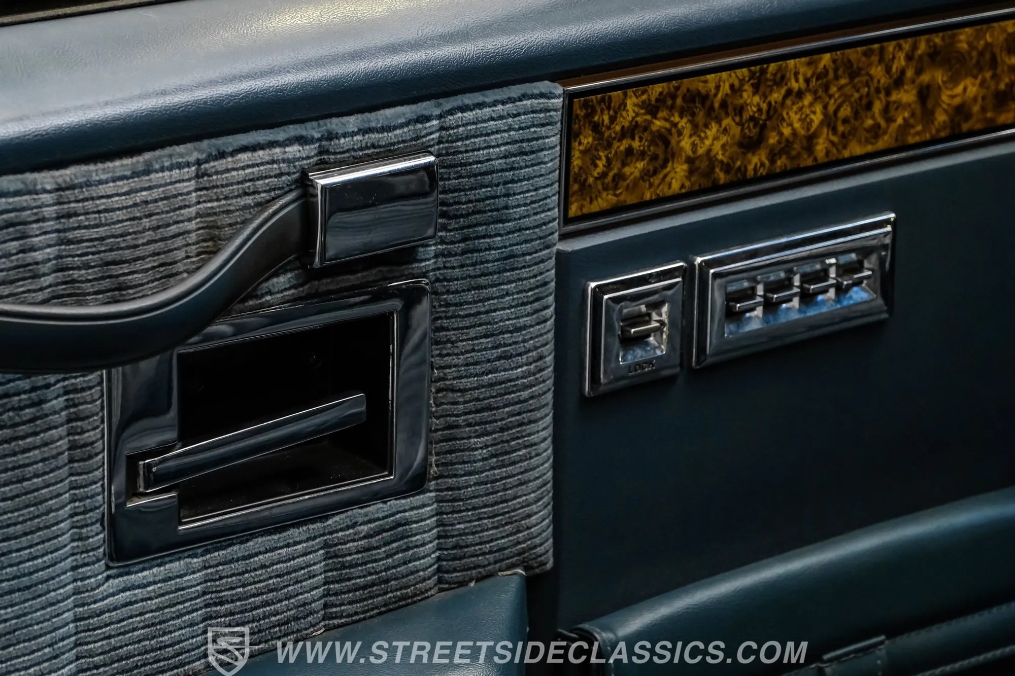 1990 GMC Suburban SLE