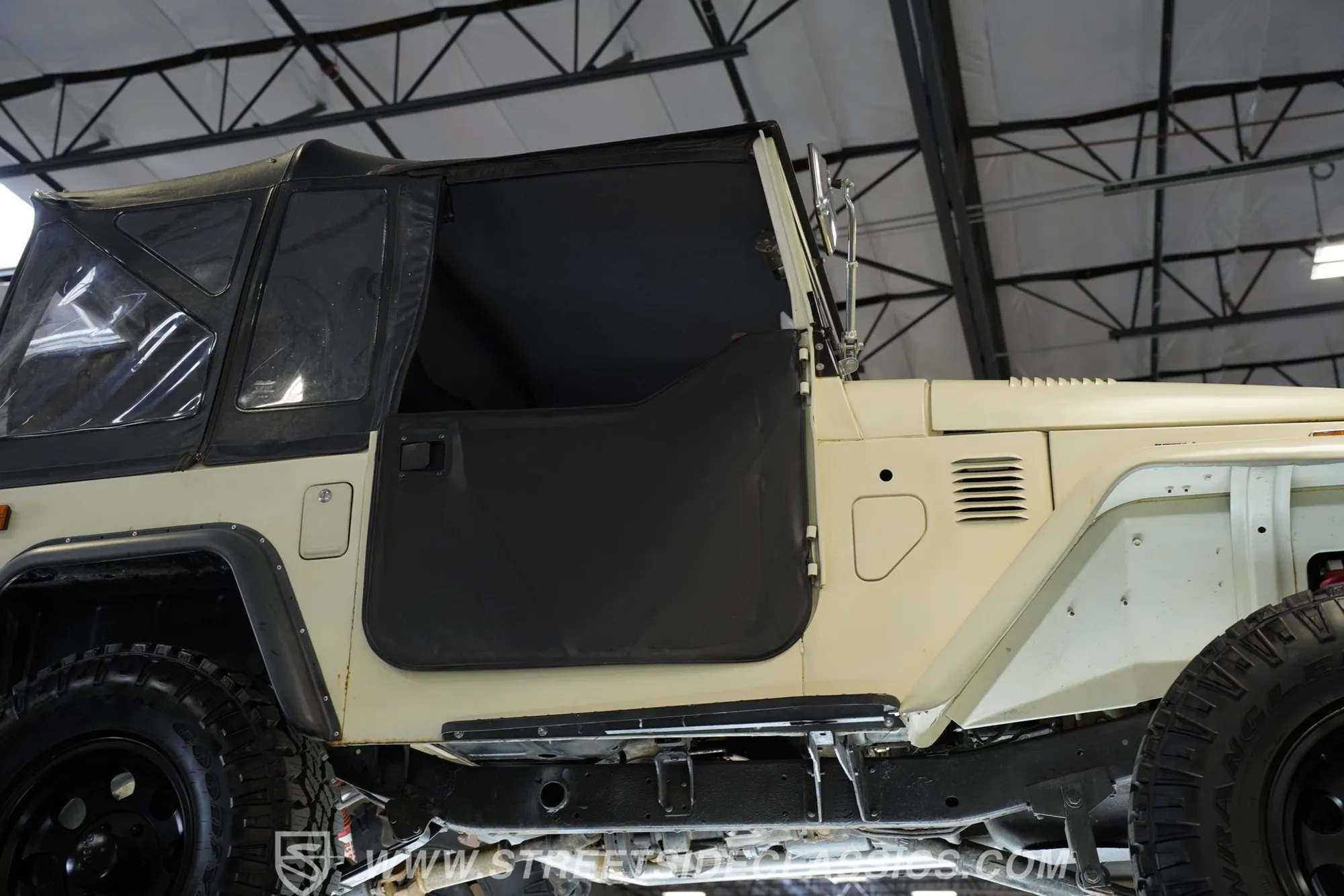 1974 Toyota Land Cruiser FJ40