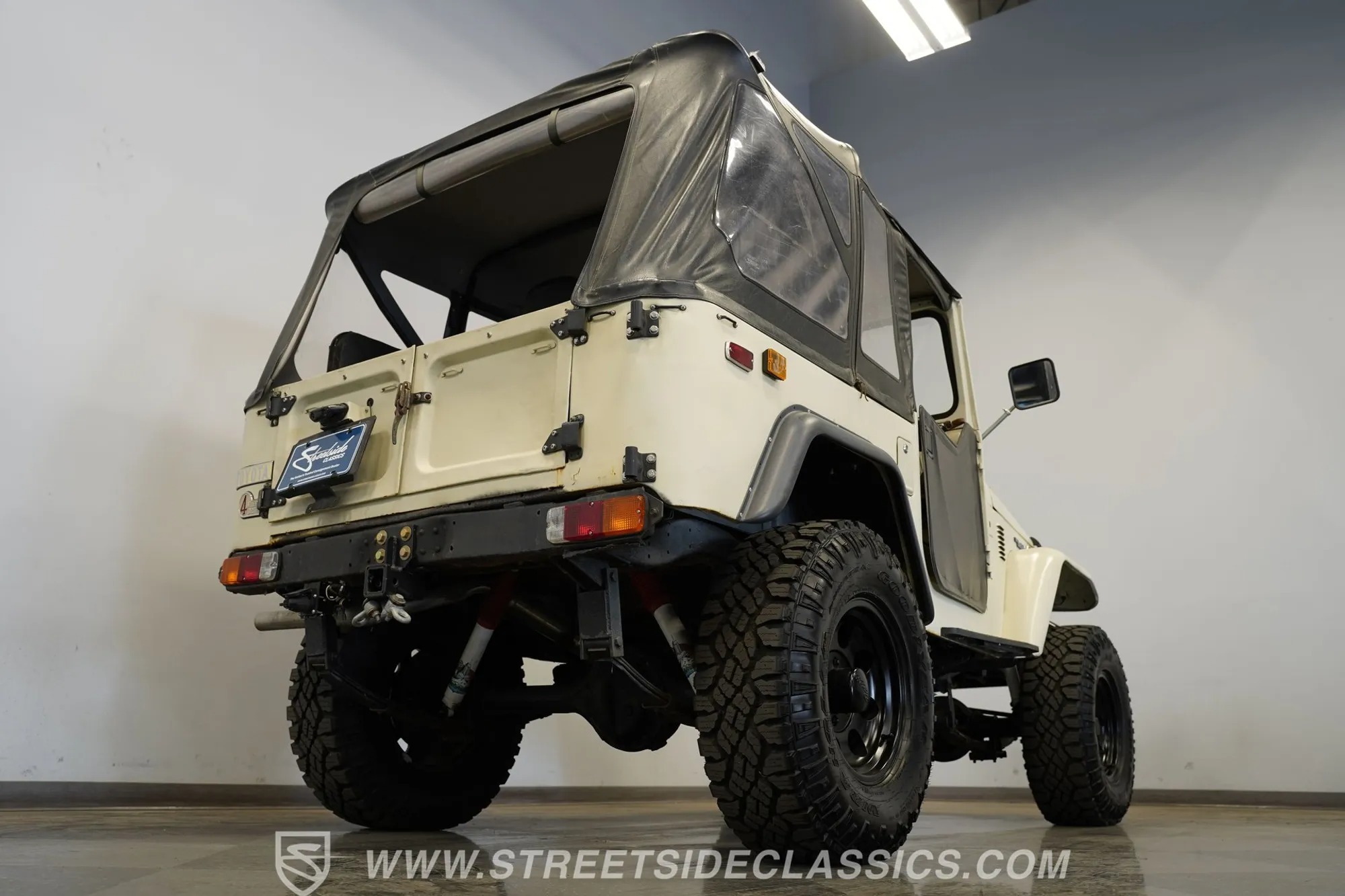 1974 Toyota Land Cruiser FJ40