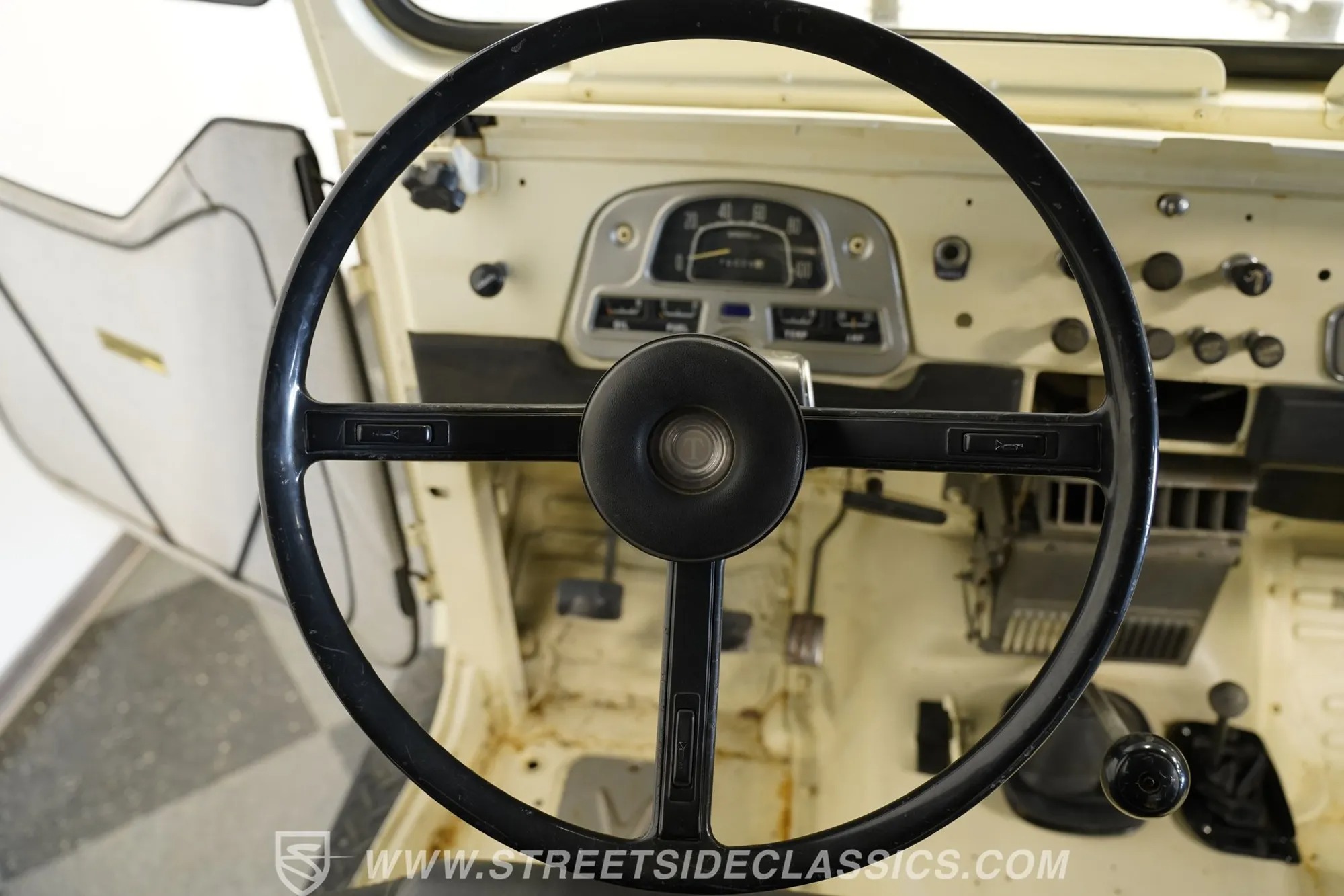 1974 Toyota Land Cruiser FJ40