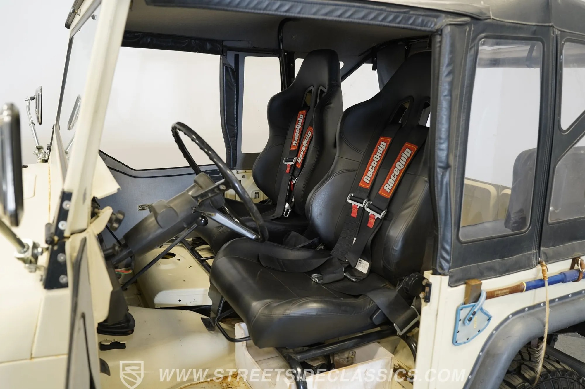 1974 Toyota Land Cruiser FJ40