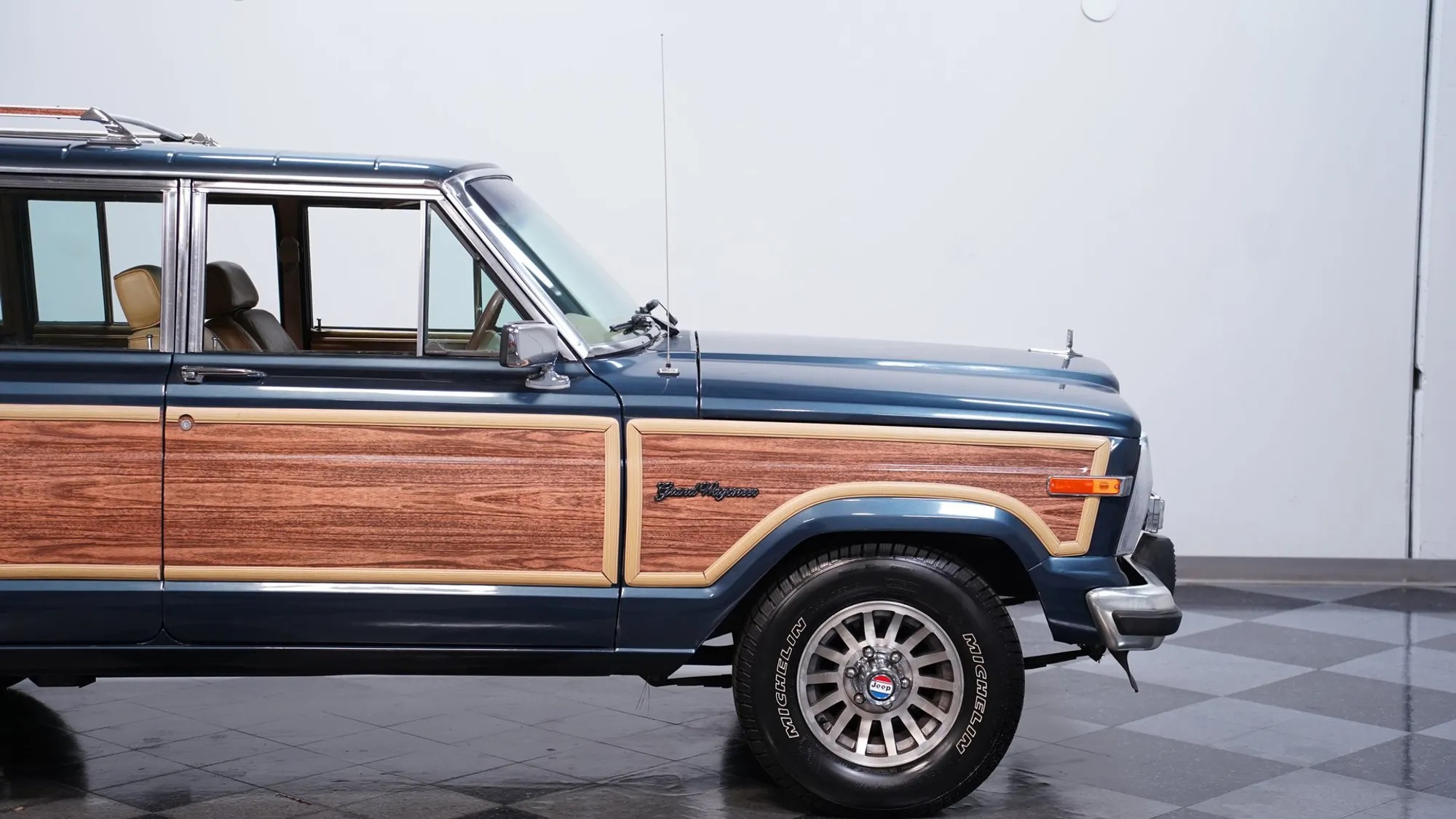 1988 Jeep Grand Wagoneer