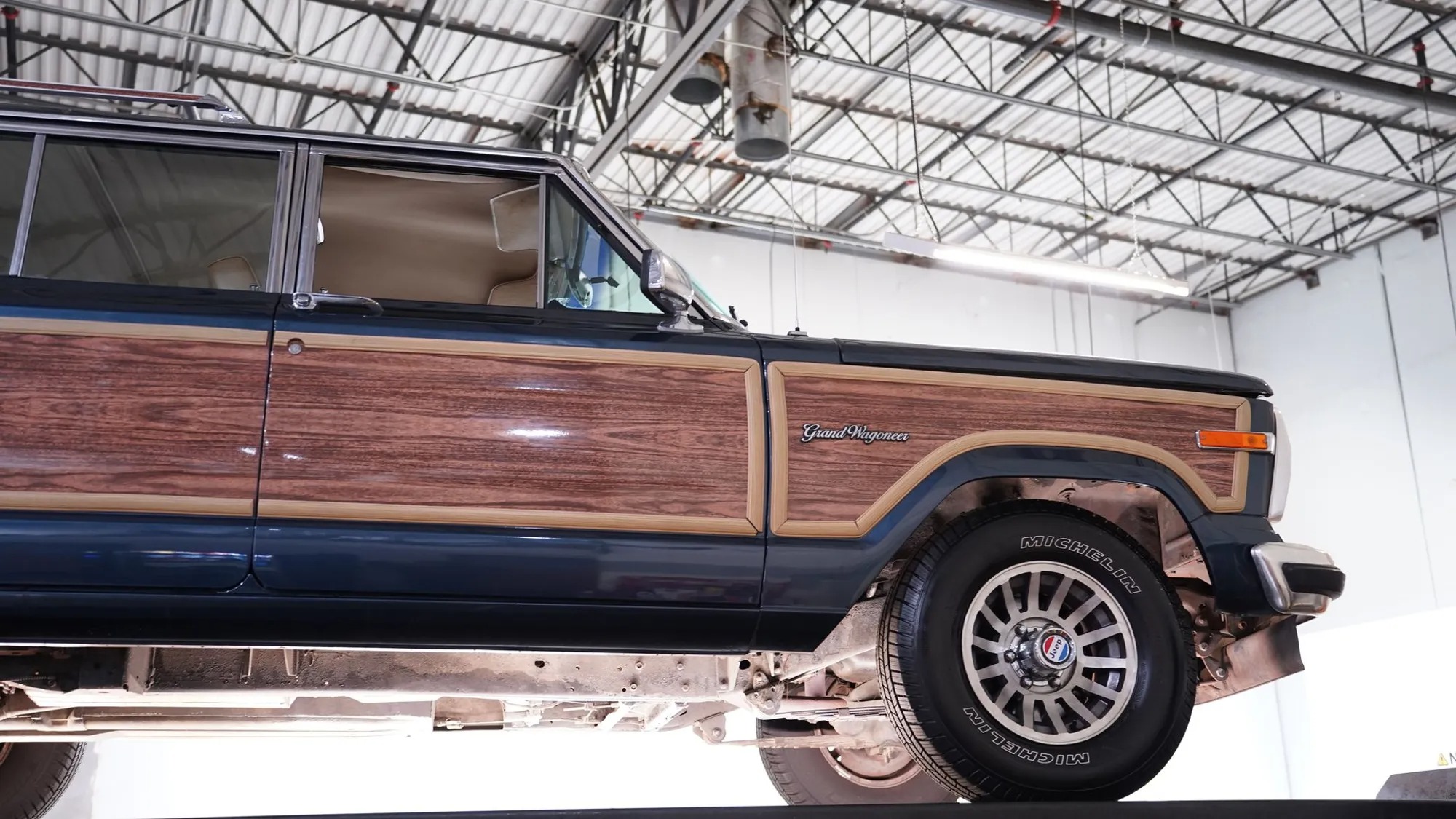 1988 Jeep Grand Wagoneer