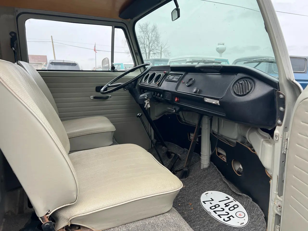 1972 Volkswagen Westfalia Camper Bus