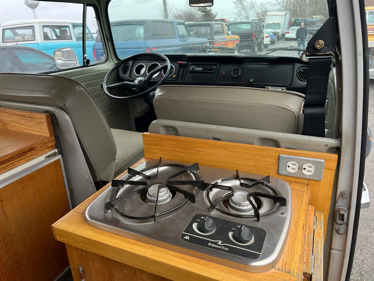 1972 Volkswagen Westfalia Camper Bus