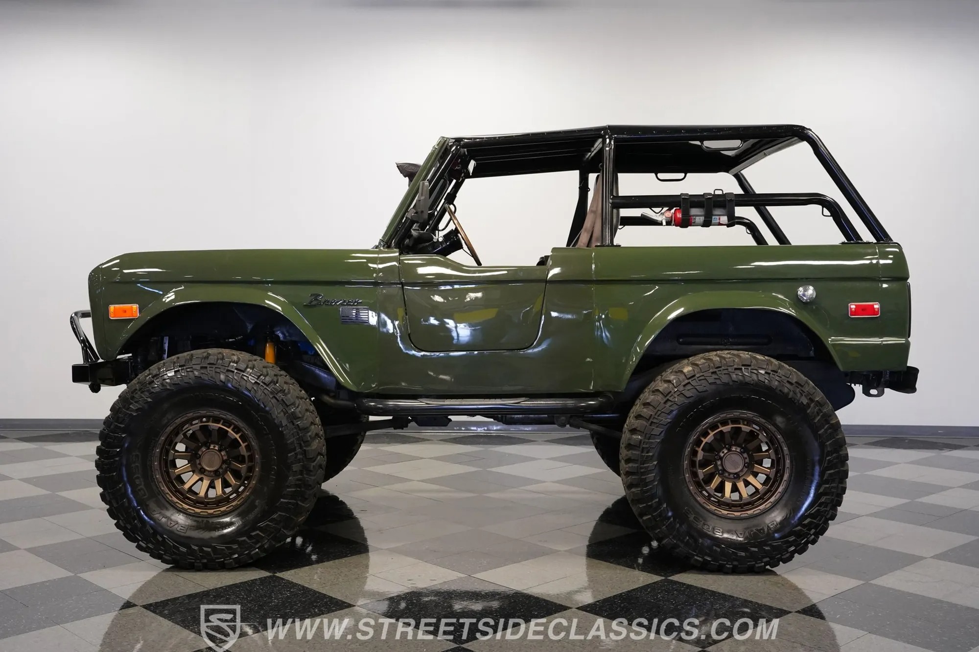 Modified 1970 Ford Bronco - 2