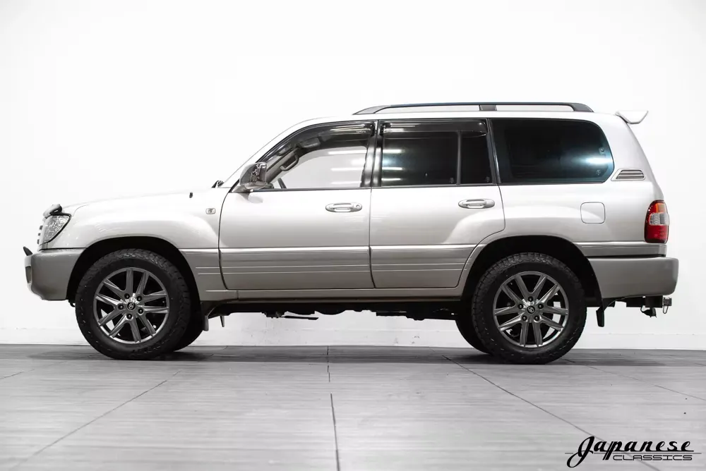 1998 Toyota Land Cruiser UZJ100