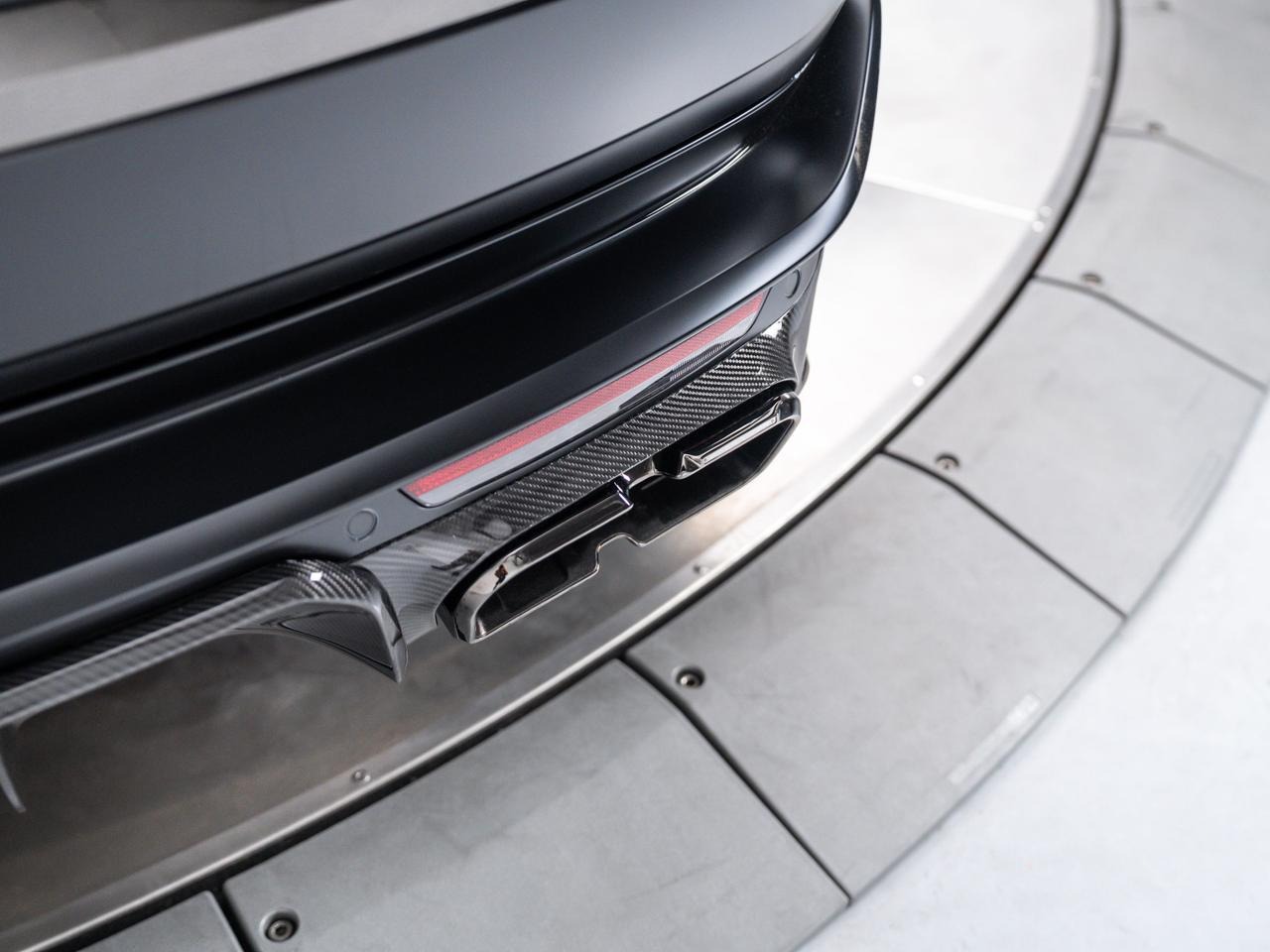 2025 Land Rover Range Rover SV Overfinch