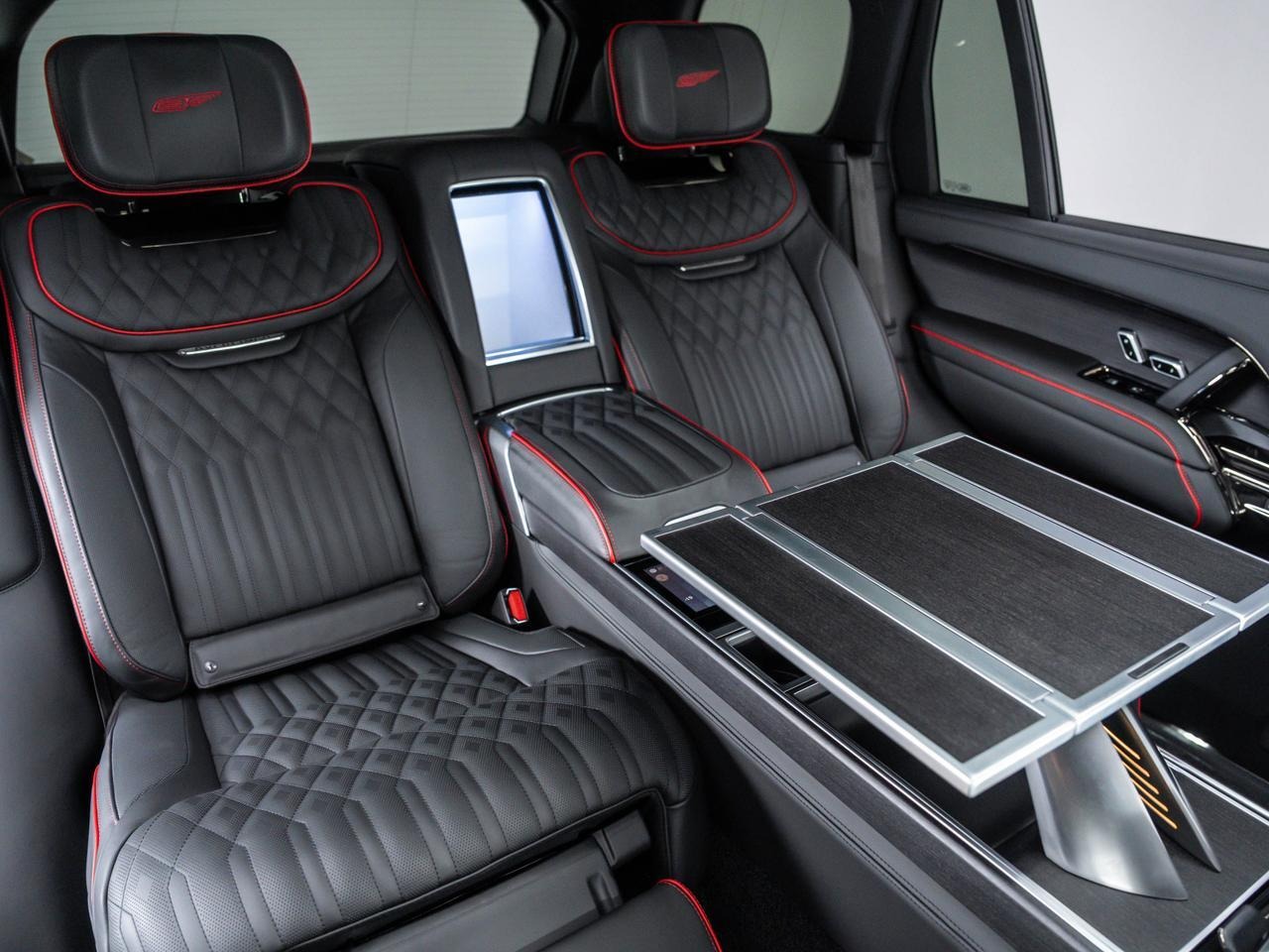 2025 Land Rover Range Rover SV Overfinch