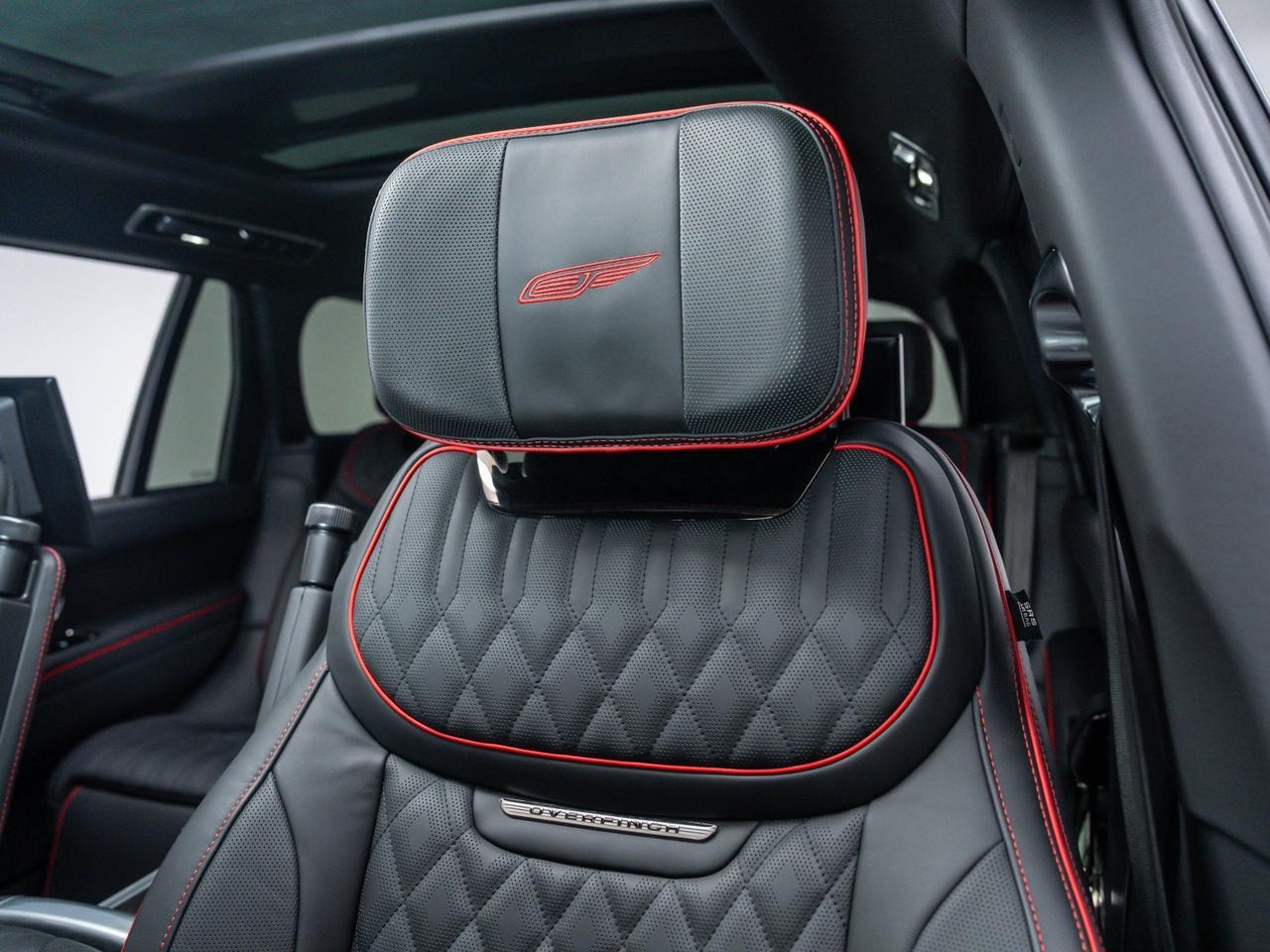 2025 Land Rover Range Rover SV Overfinch