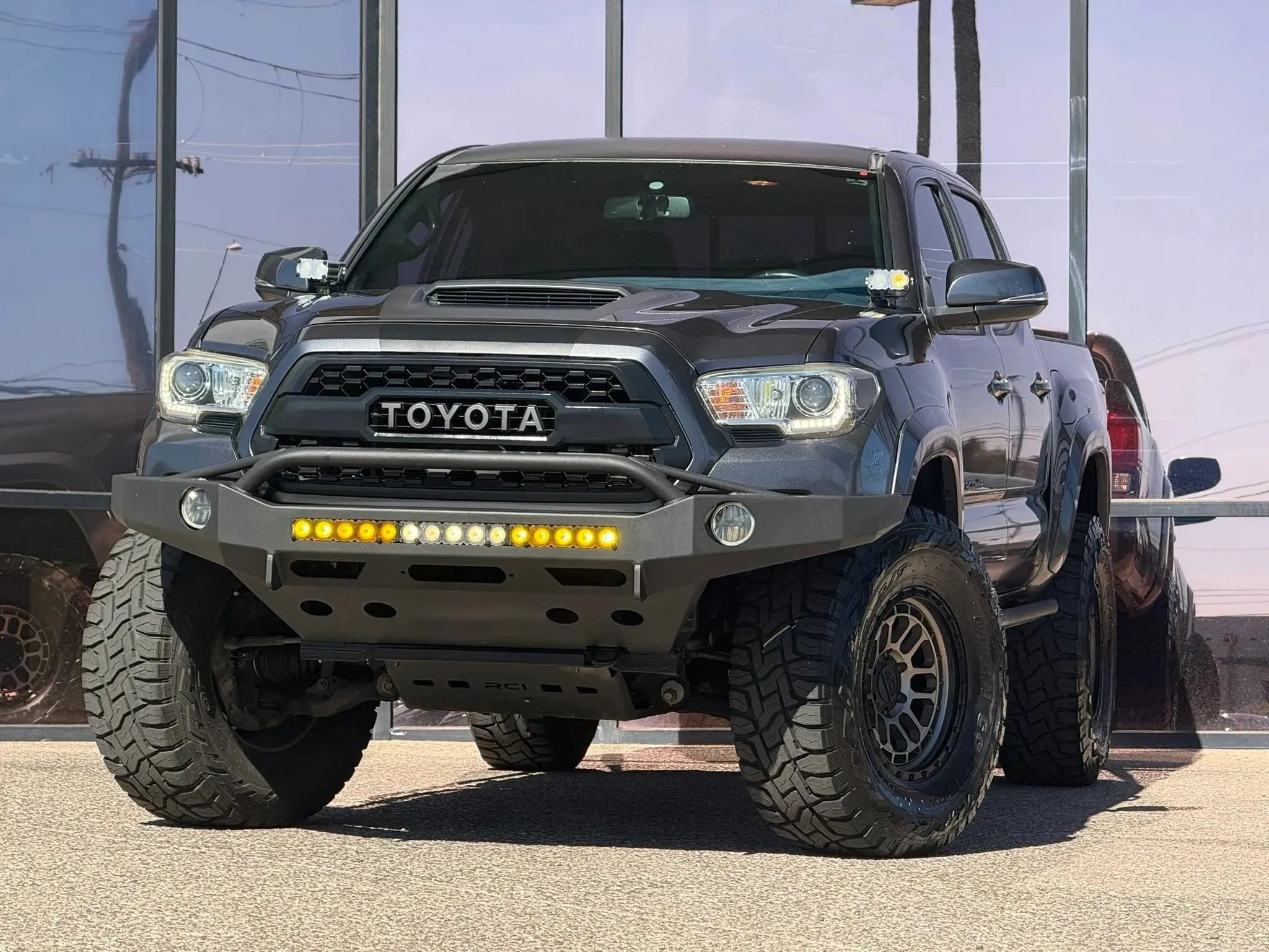 2016 Toyota Tacoma TRD Sport - 4