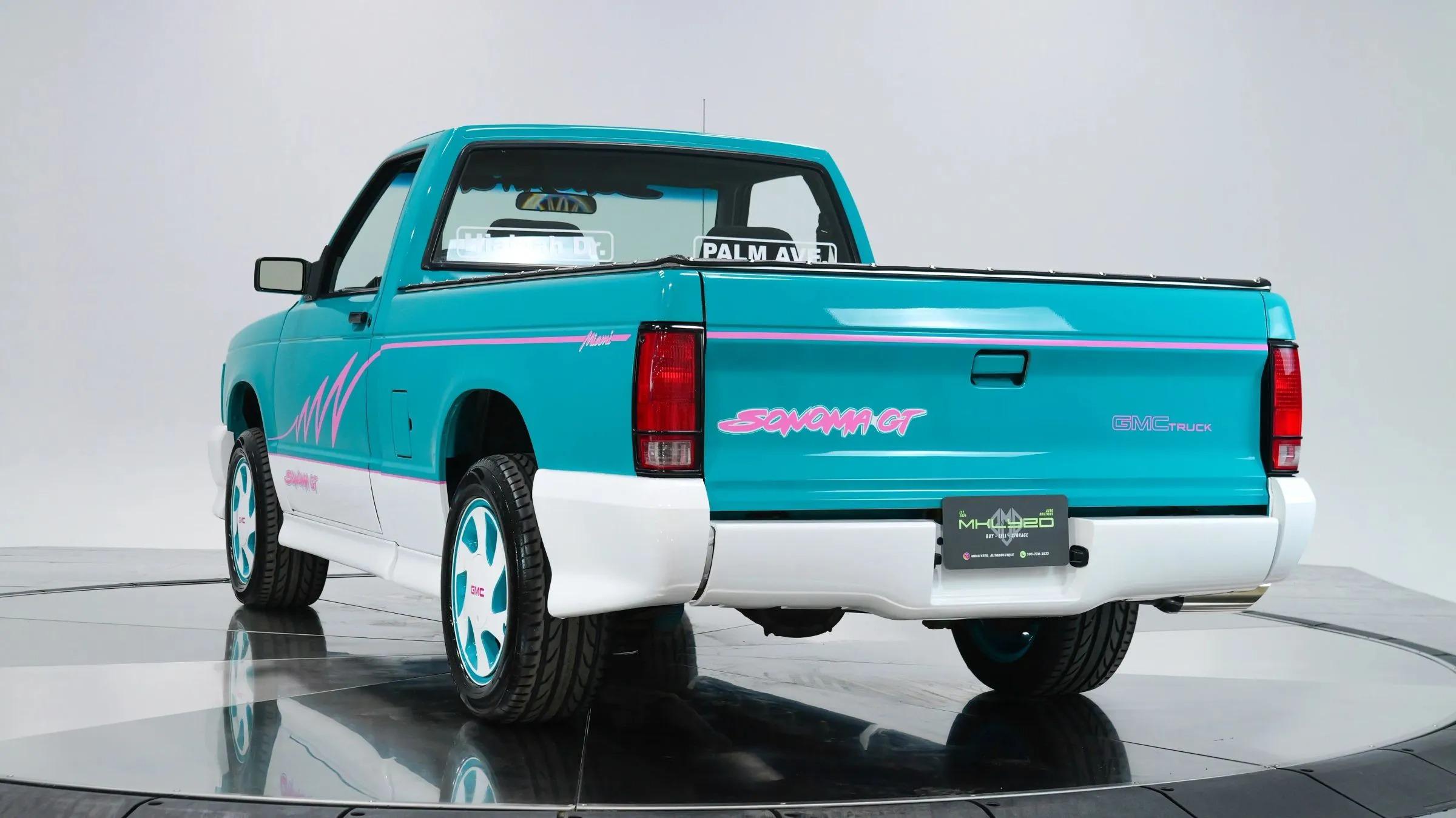 1992 GMC  Sonoma GT