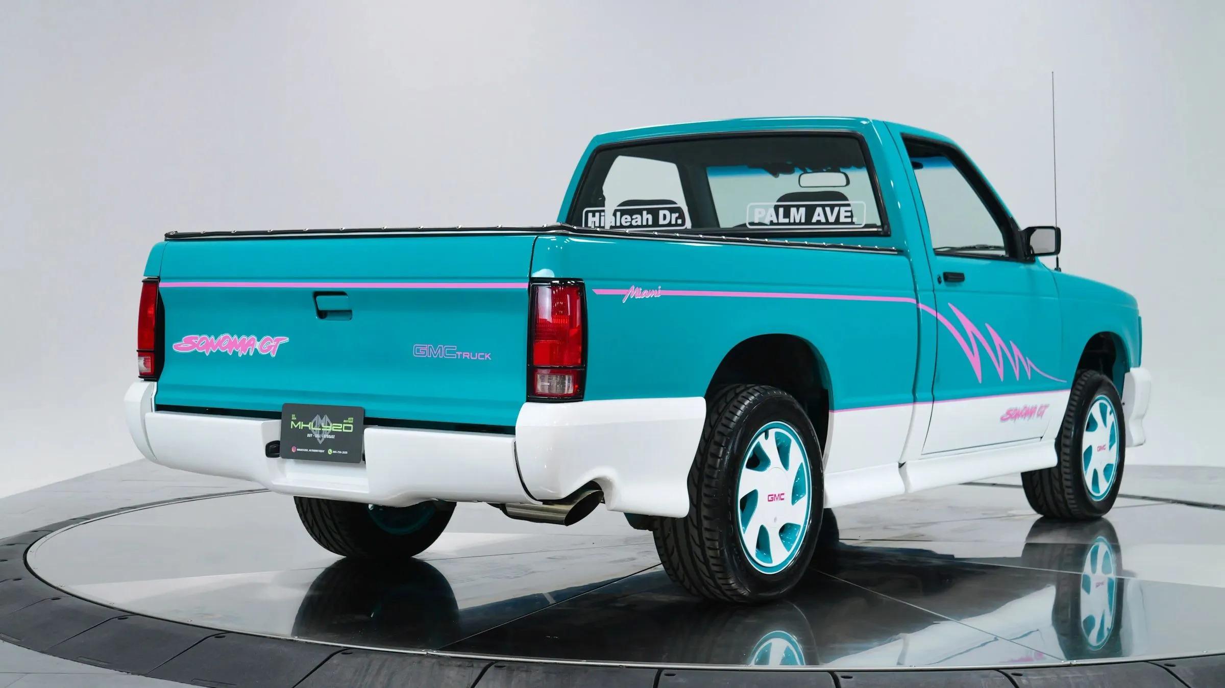 1992 GMC  Sonoma GT