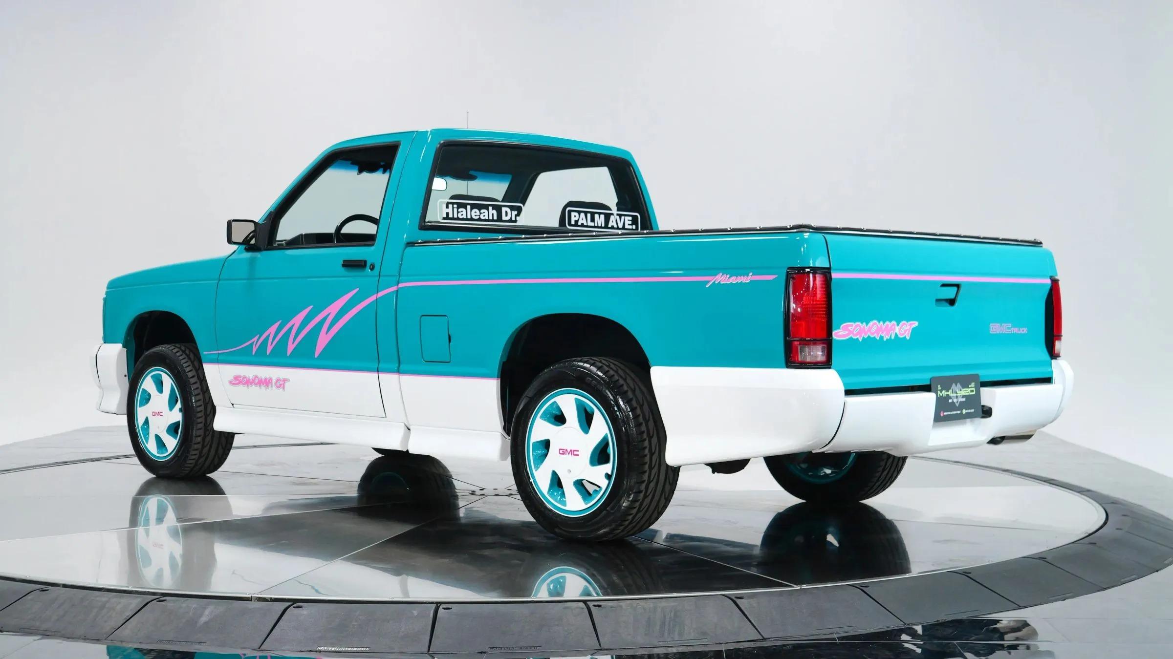 1992 GMC  Sonoma GT