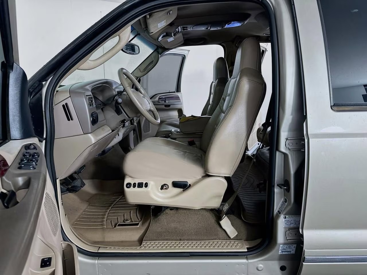 2004 Ford Excursion Limited