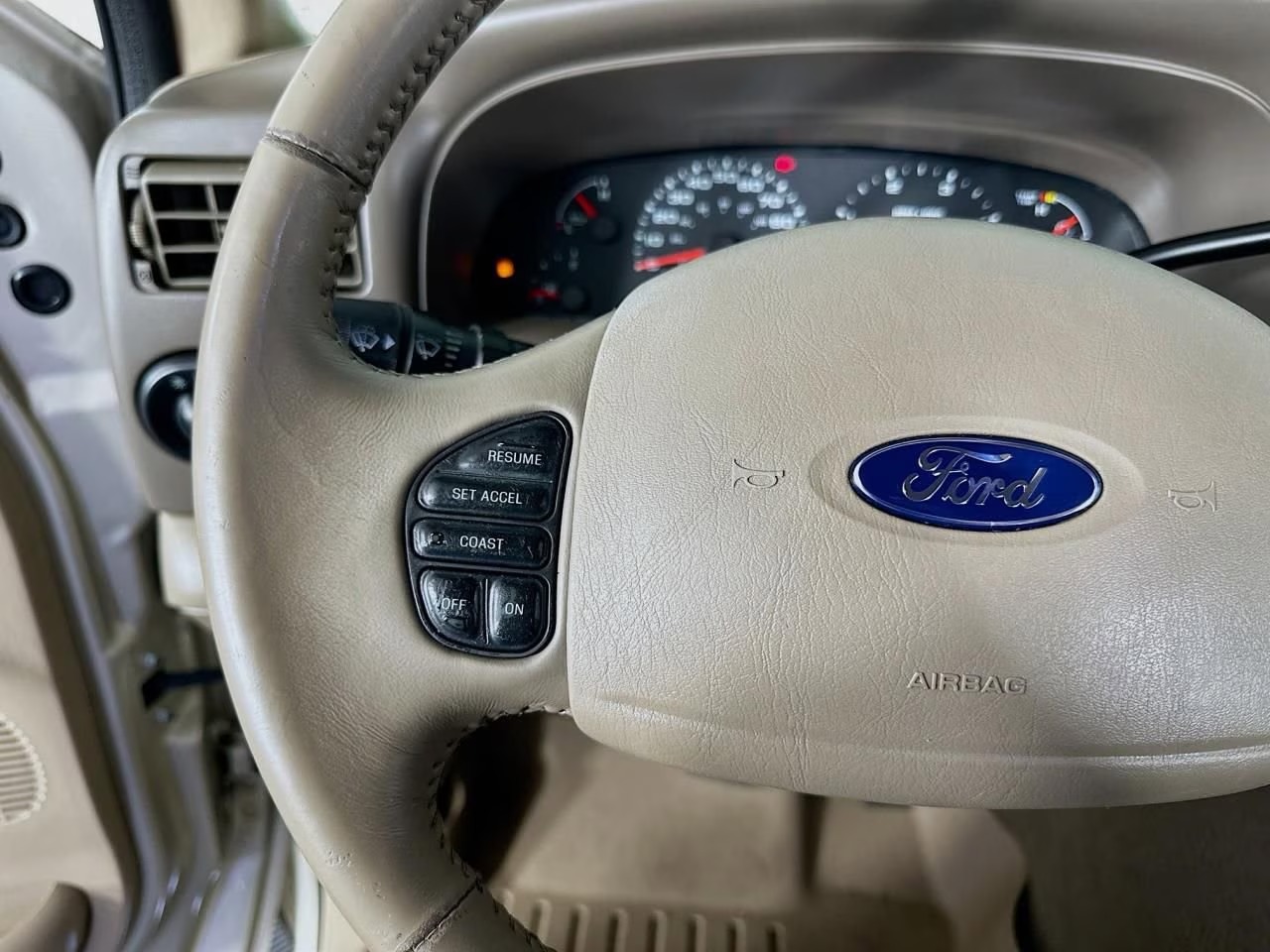 2004 Ford Excursion Limited