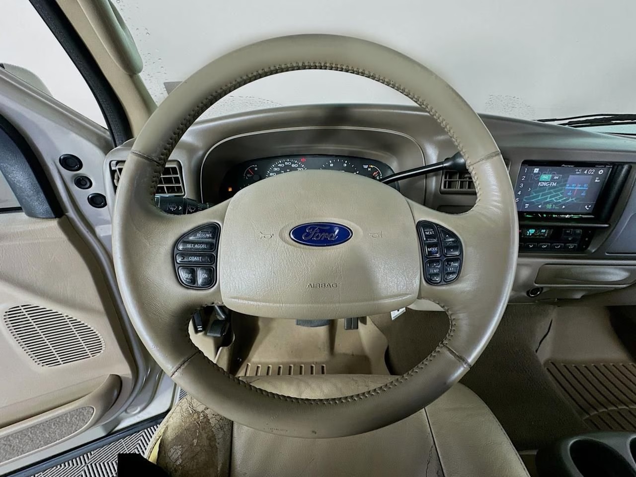 2004 Ford Excursion Limited