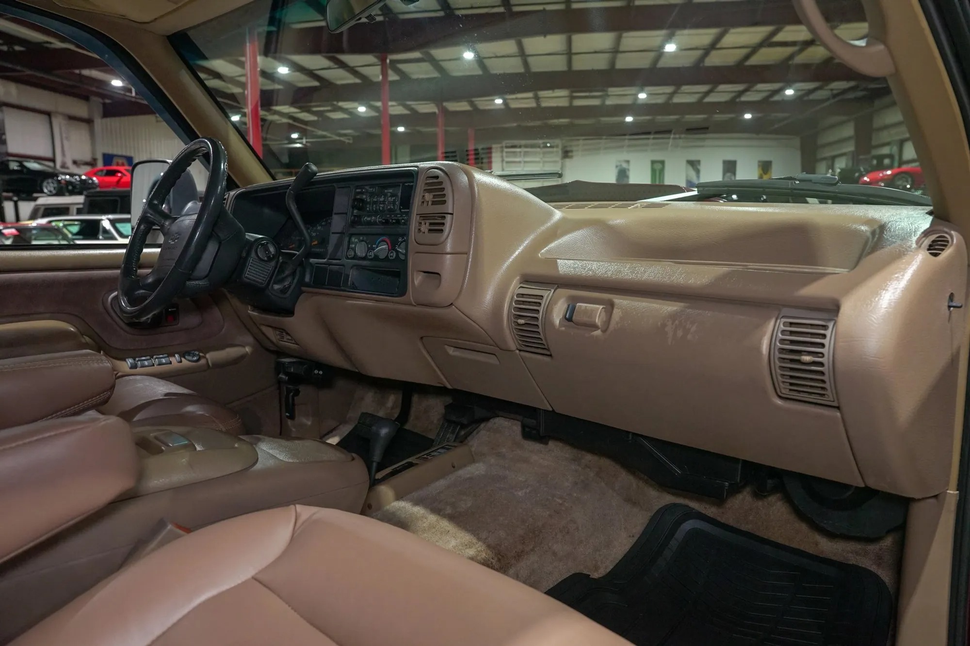 1995 Chevrolet Suburban K2500 LT