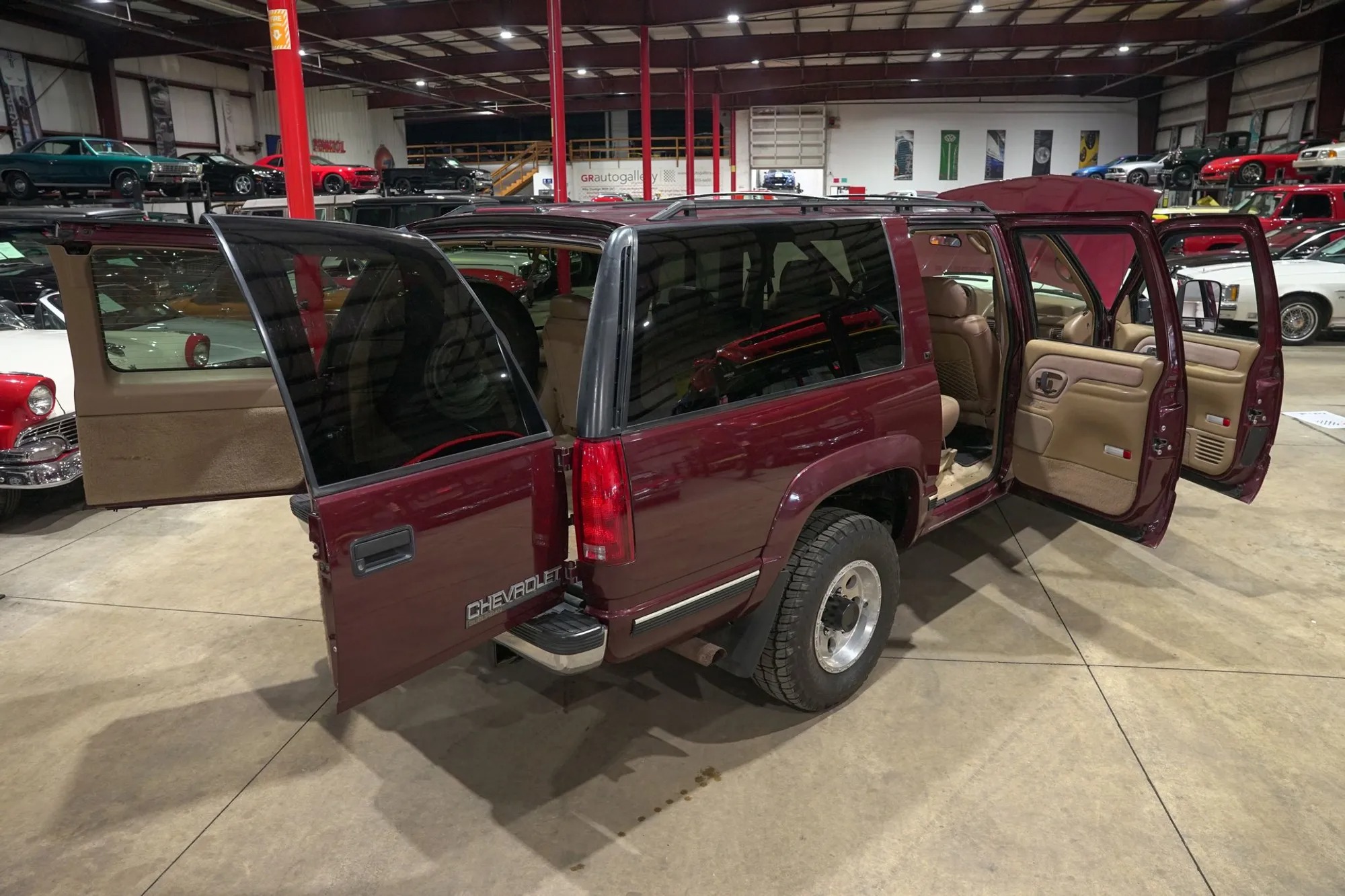 1995 Chevrolet Suburban K2500 LT