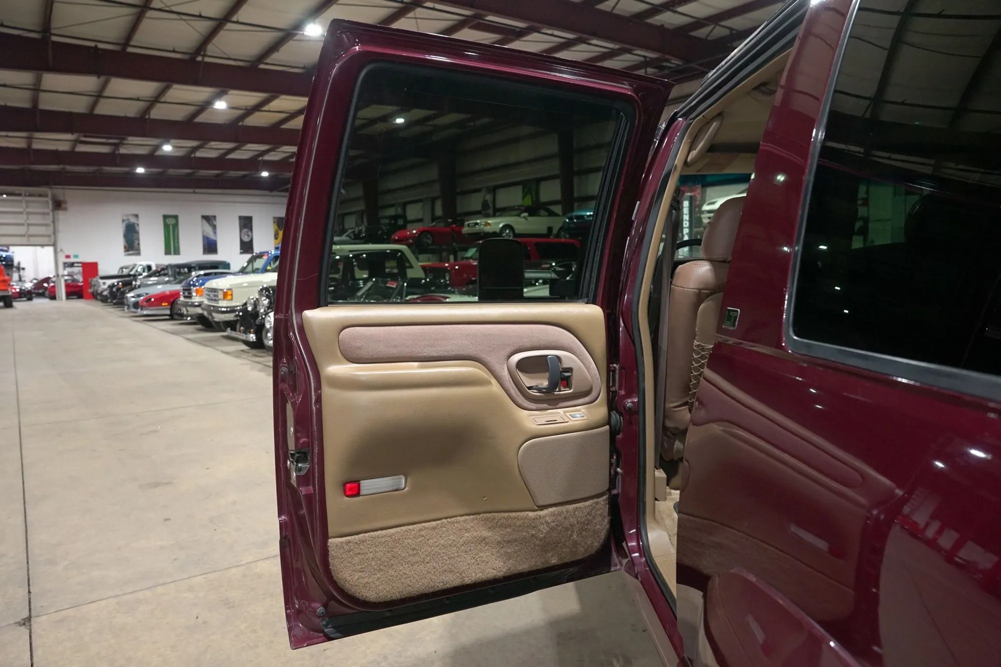 1995 Chevrolet Suburban K2500 LT