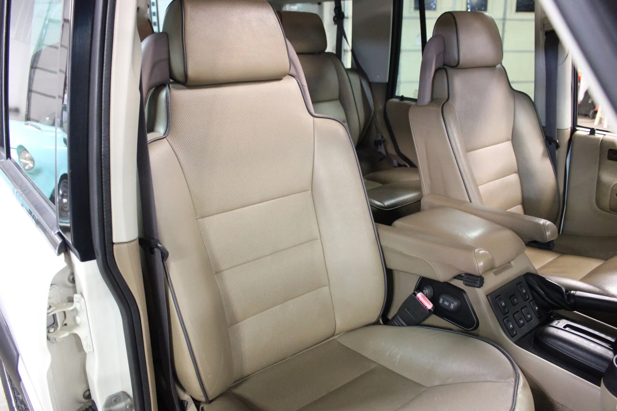 2001 Land Rover Discovery II SE