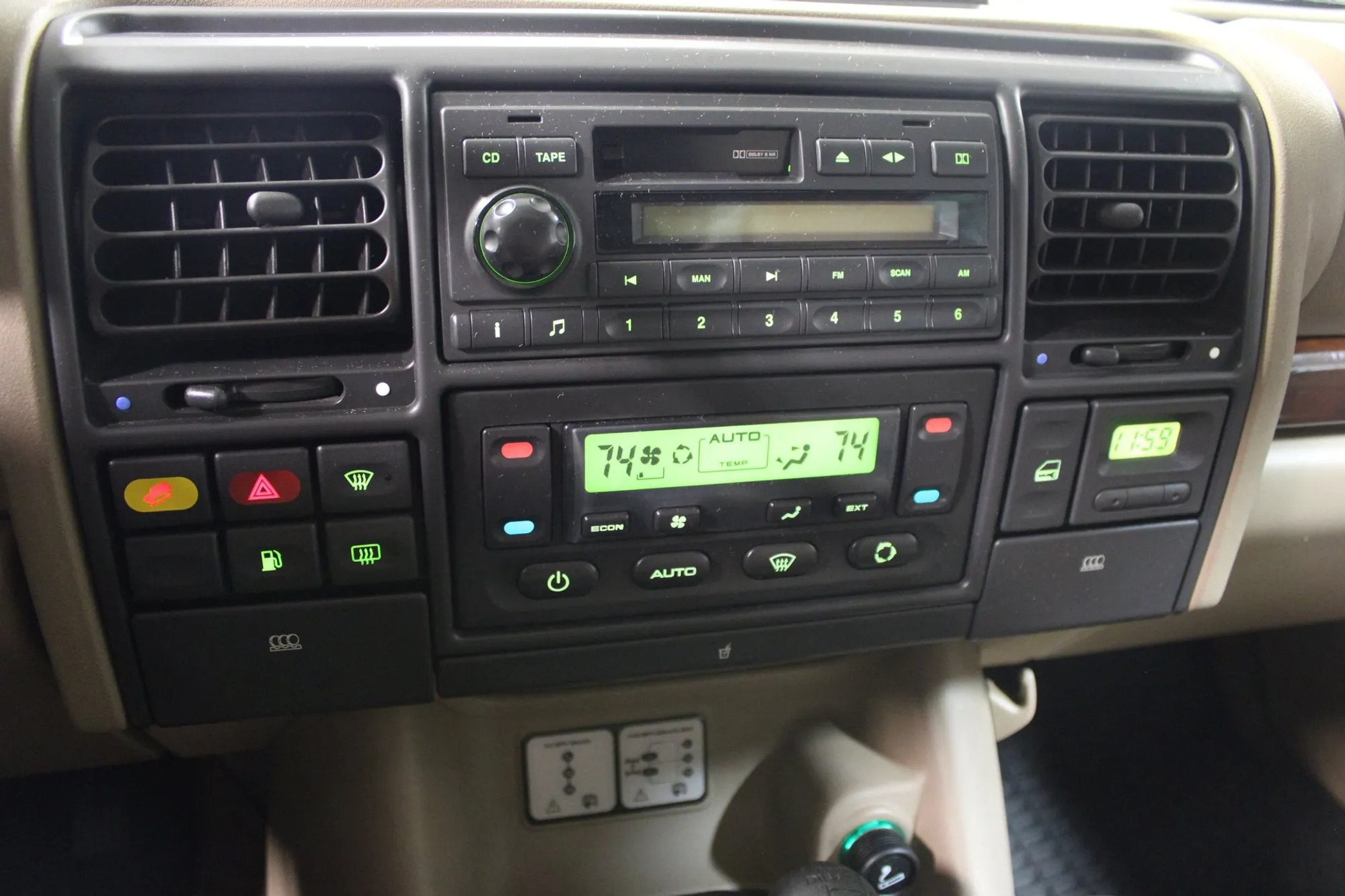 2001 Land Rover Discovery II SE