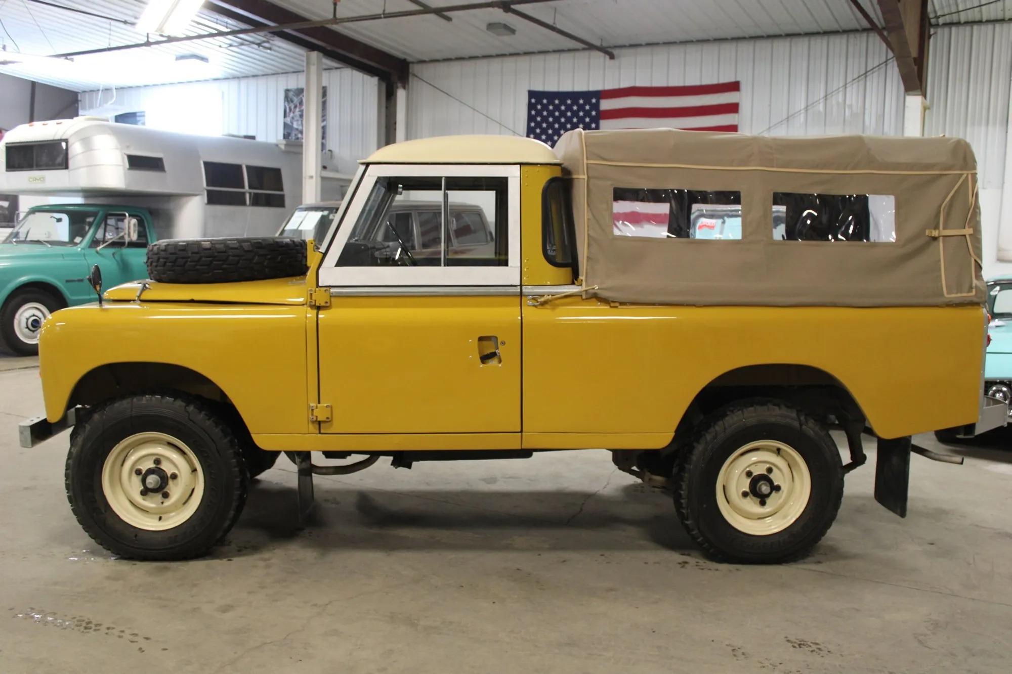 1981 Land Rover Series III - 3