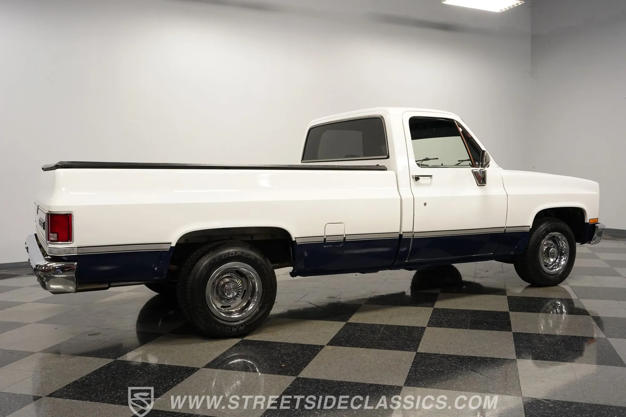 1984 Chevrolet C10 Restomod