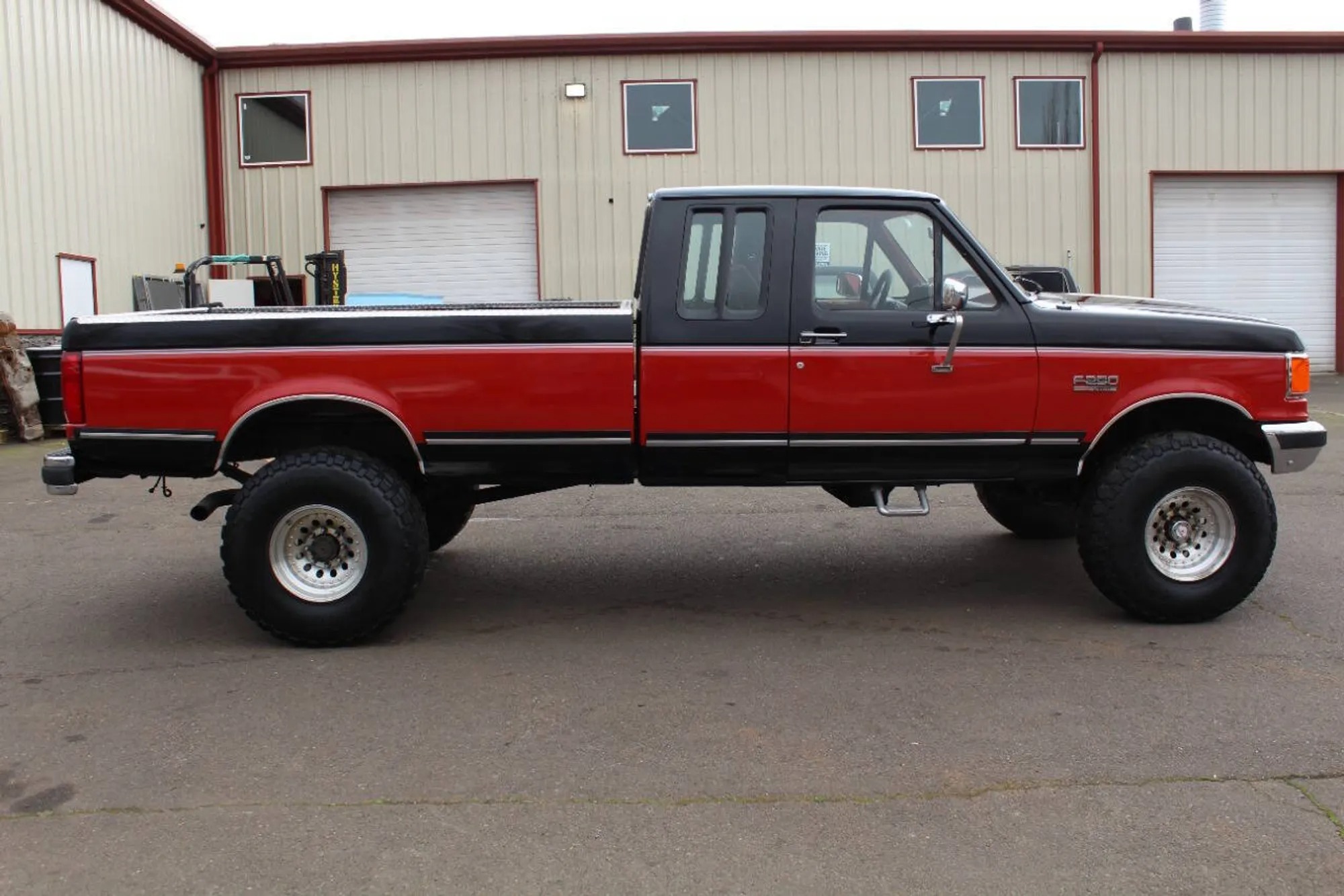 1987 Ford F-250 XLT - 5