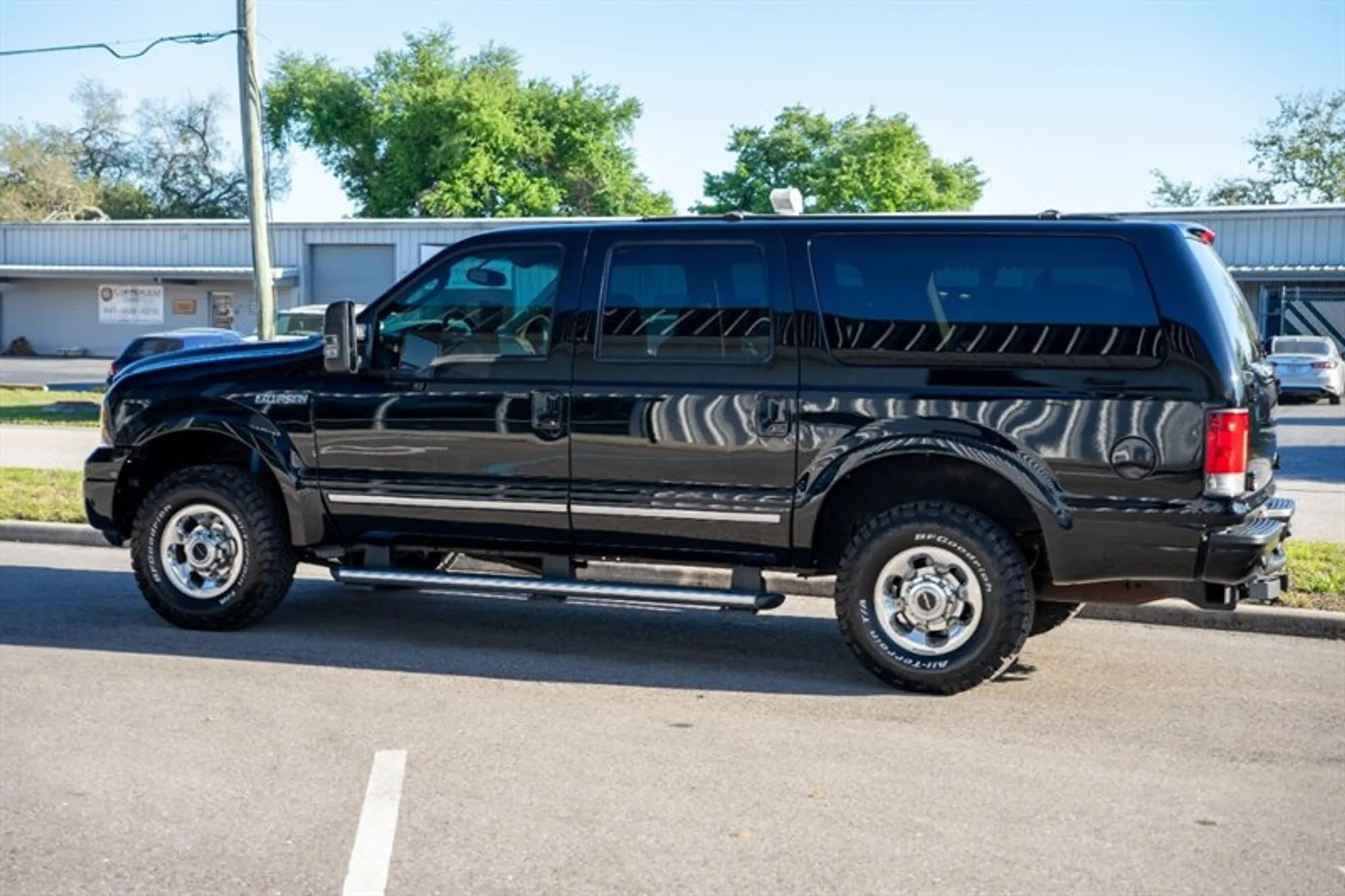 2005 Ford Excursion Limited