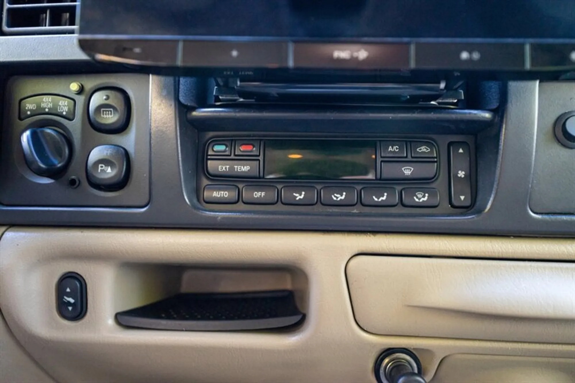 2005 Ford Excursion Limited