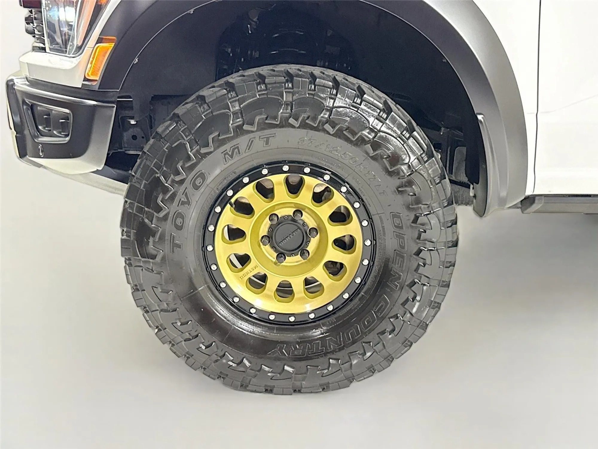 2023 Ford F-150 Raptor R