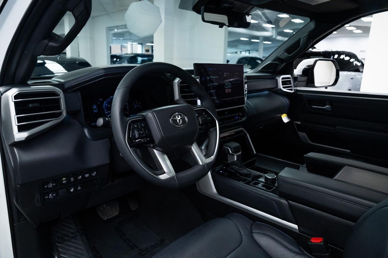 2025 Toyota Tundra Platinum