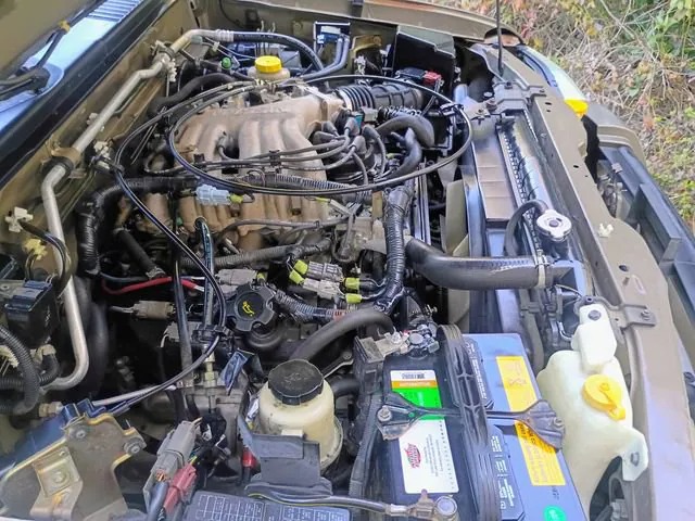 2001 Nissan Frontier SE