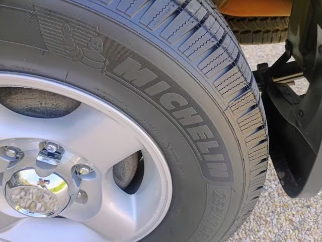 2001 Nissan Frontier SE