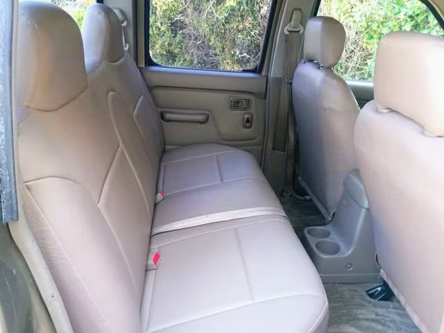 2001 Nissan Frontier SE